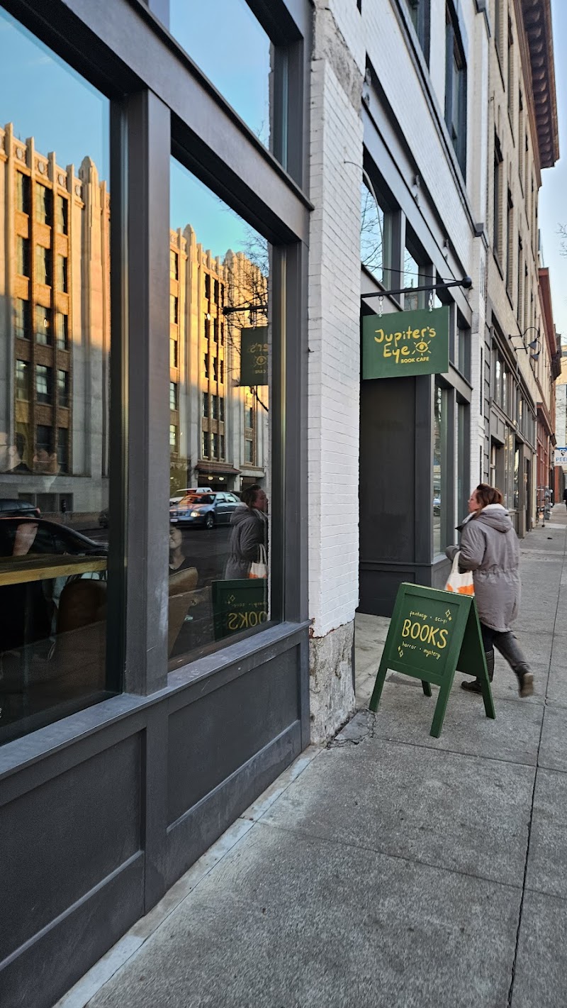 Jupiter's Eye Book Cafe