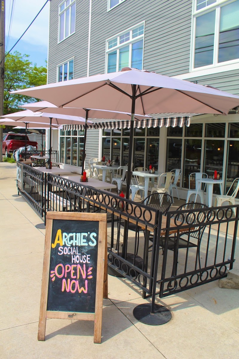 Archie's Social House