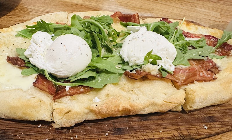 Blue Dog Bakery & Cafe