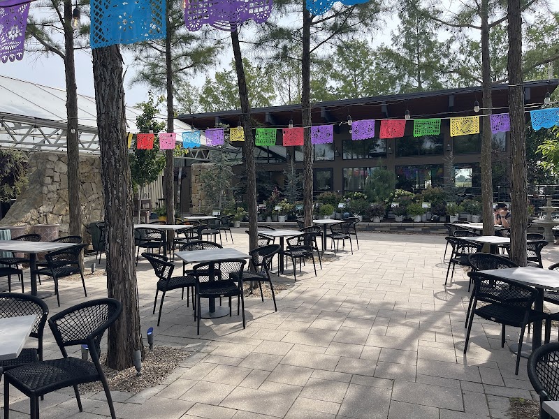 The Whistle Stop Cafe at Colonial Gardens