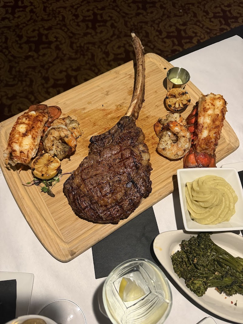 Alexander Pierce Restaurant