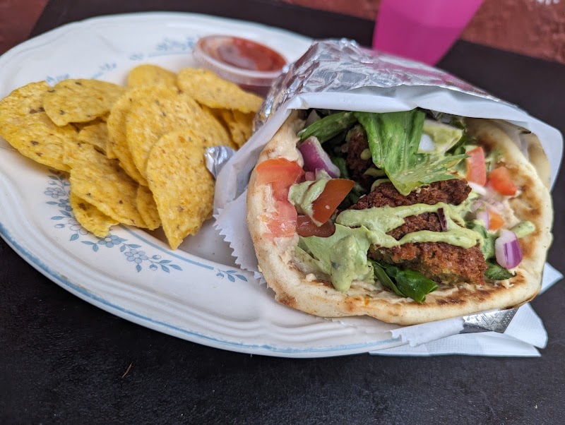 Flora Gallery & Coffee Shop