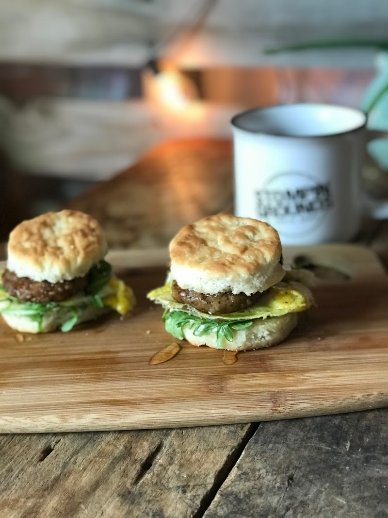 Stompin' Grounds Coffee House