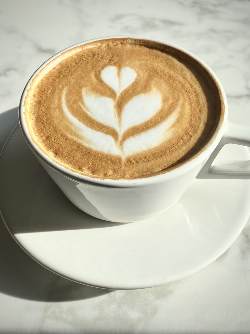 LaPluma Coffee & Wine