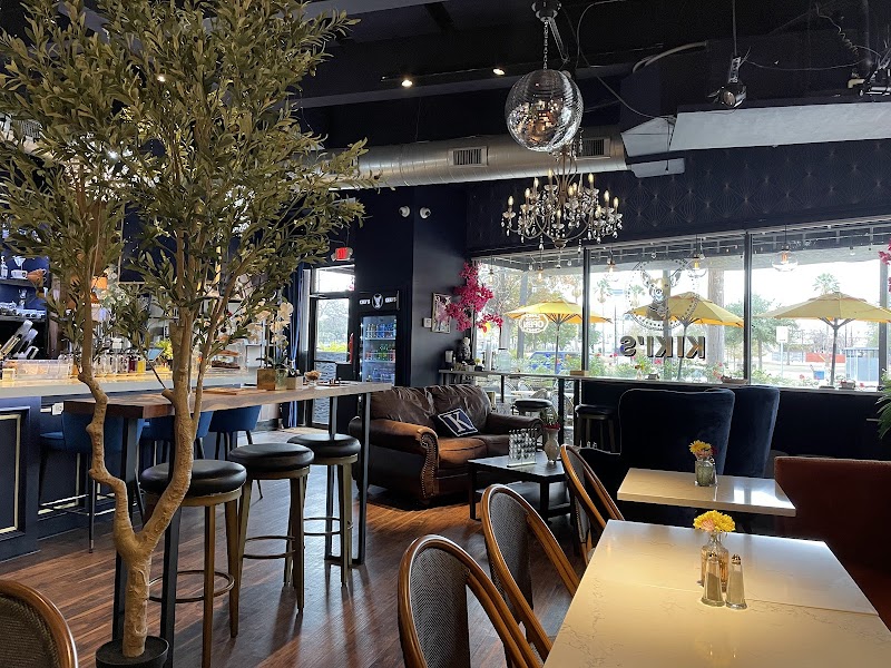 Kiki's Coffee & Spirits