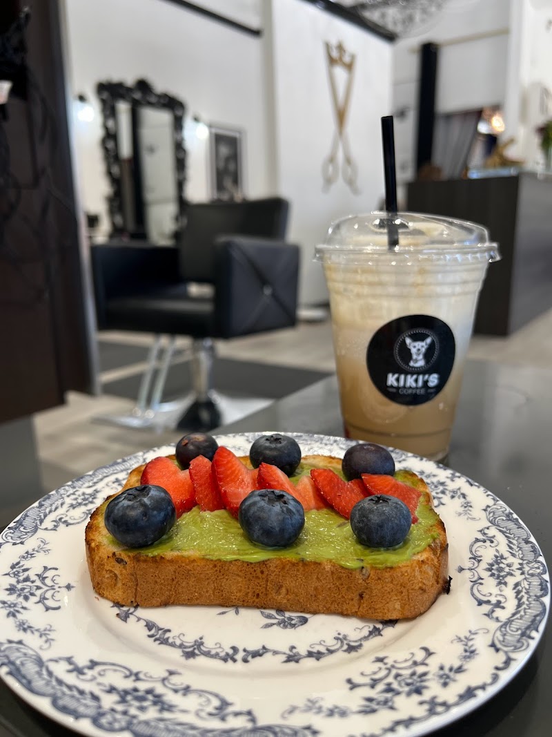 Kiki's Coffee & Spirits