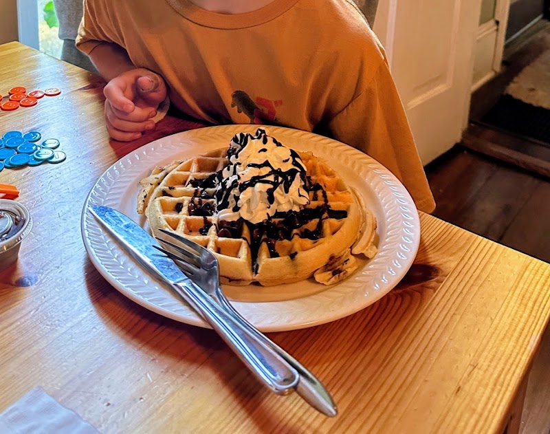 Maggie & Moe's at The Sycamore Farmhouse