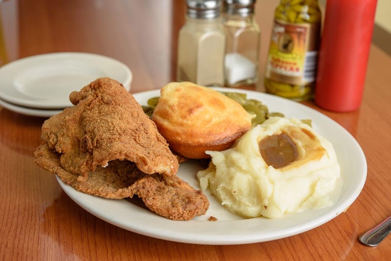 Mama's Country Cooking & Grill