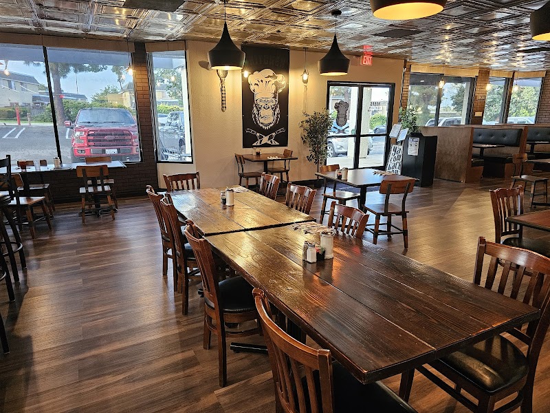 Silverback Breakfast and Cafe