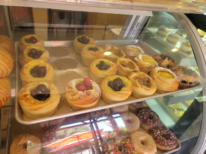 CroBean Cafe & Bakery