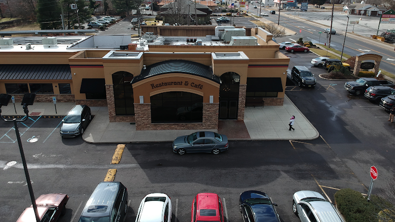 Larry's II Restaurant