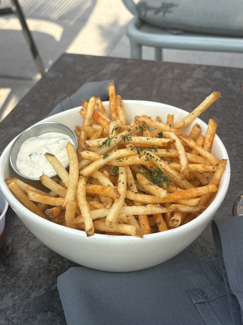 ART SoHo - Soho Rooftop Bars, NYC (Arlo Soho)