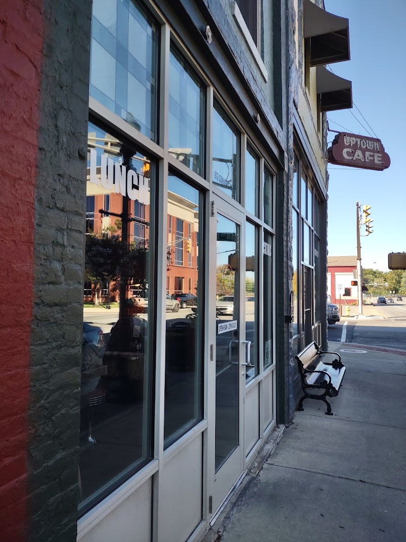 Uptown Cafe