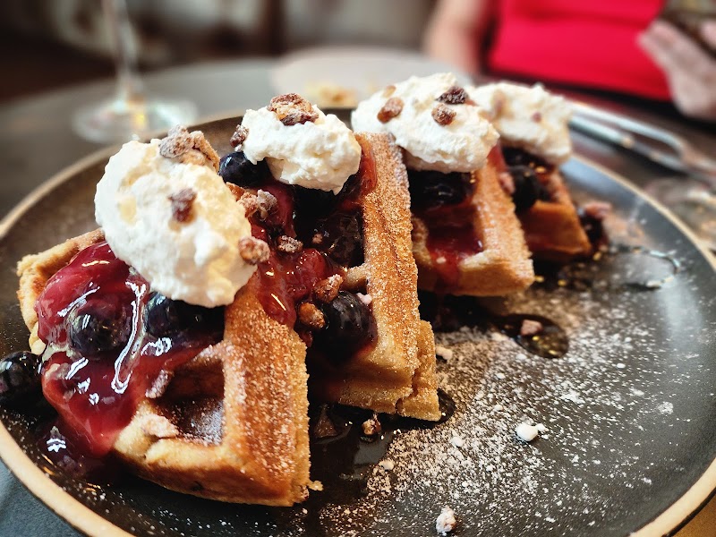 Bouzy - Bar & Restaurant