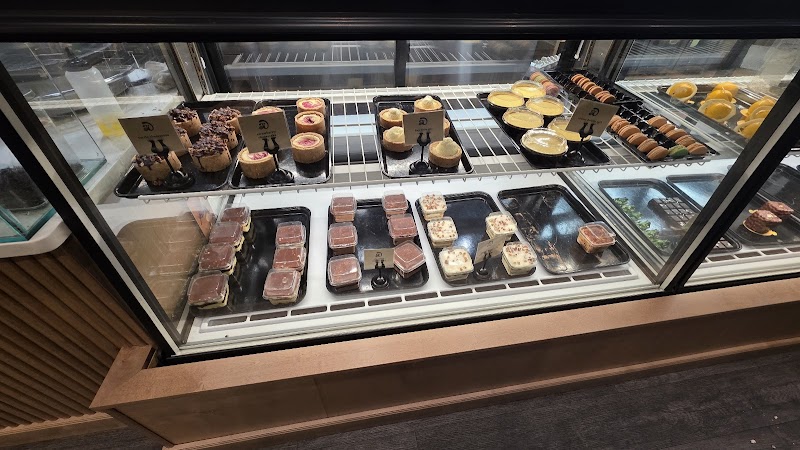 Rendezvous International Café