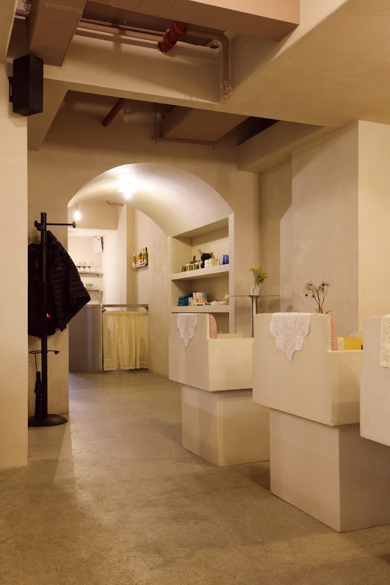 The Oma Shop II Coffee + Lifestyle