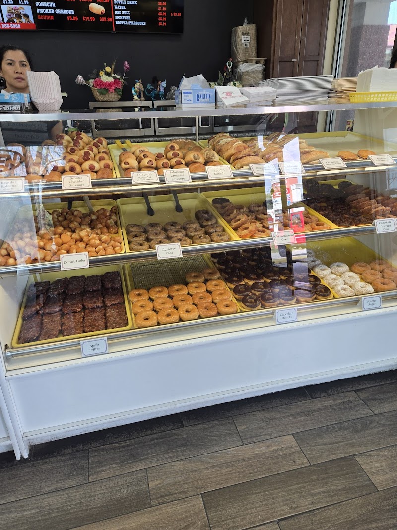 Lickin Good Donuts & Kolaches -Gulf Shores