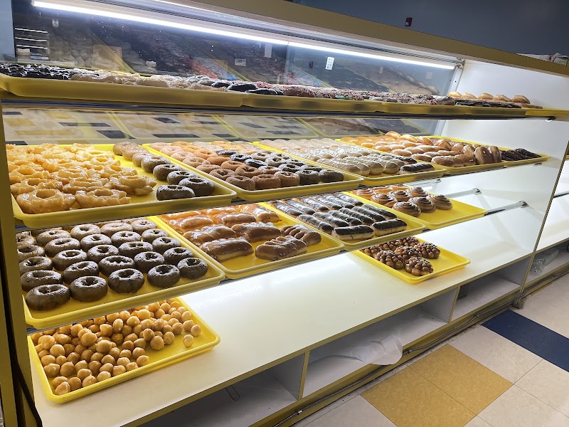 Daylight Donuts - Olathe South 151st Street