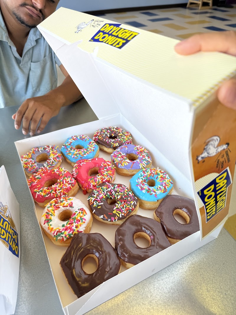 Daylight Donuts - Olathe South 151st Street