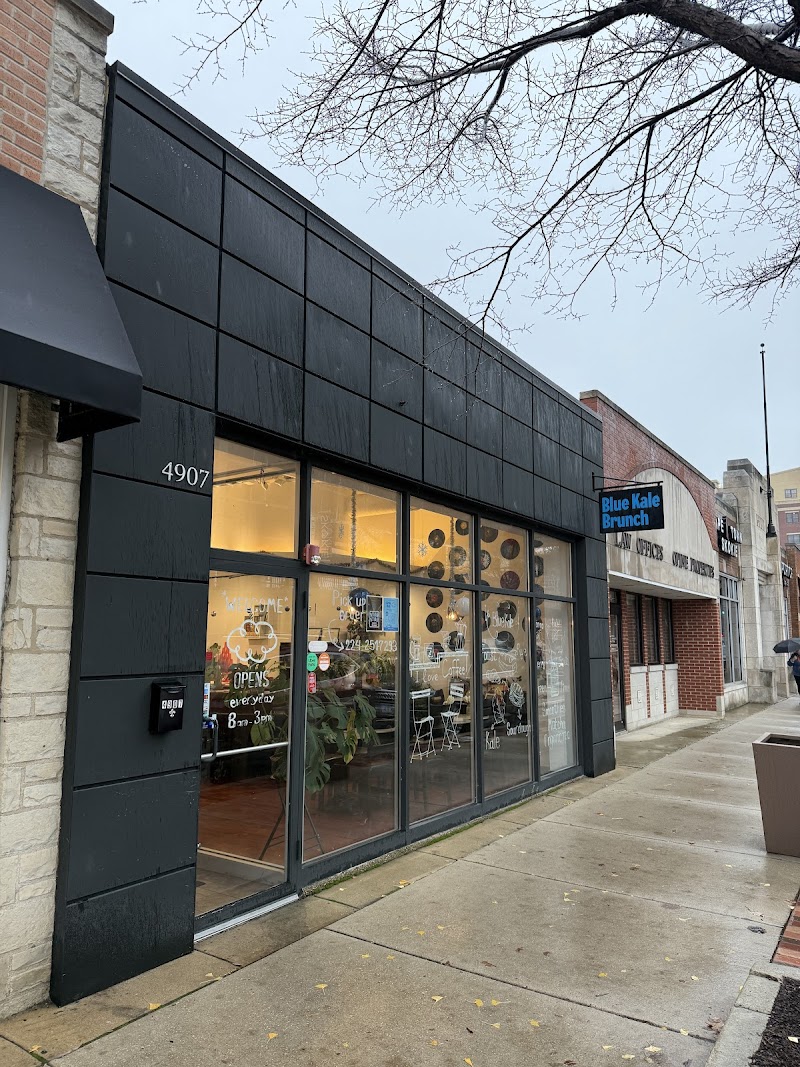 Blue Kale Cafe & Lounge