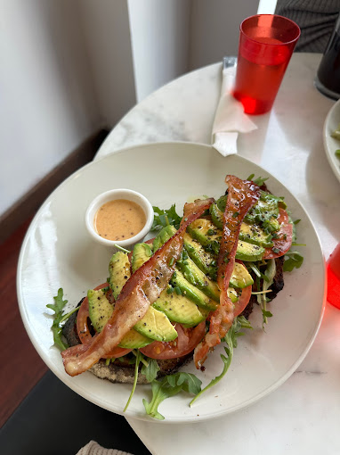 Blue Kale Cafe & Lounge