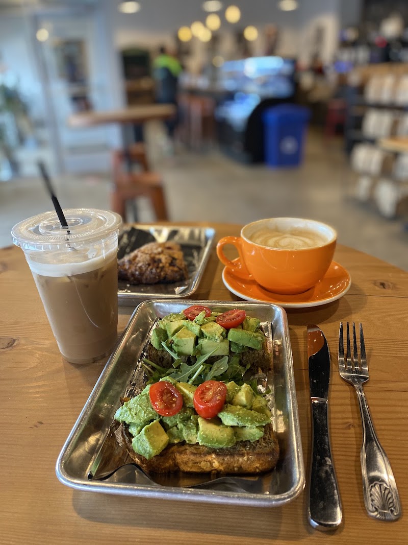 Mongo's Coffee Roastery & Lounge