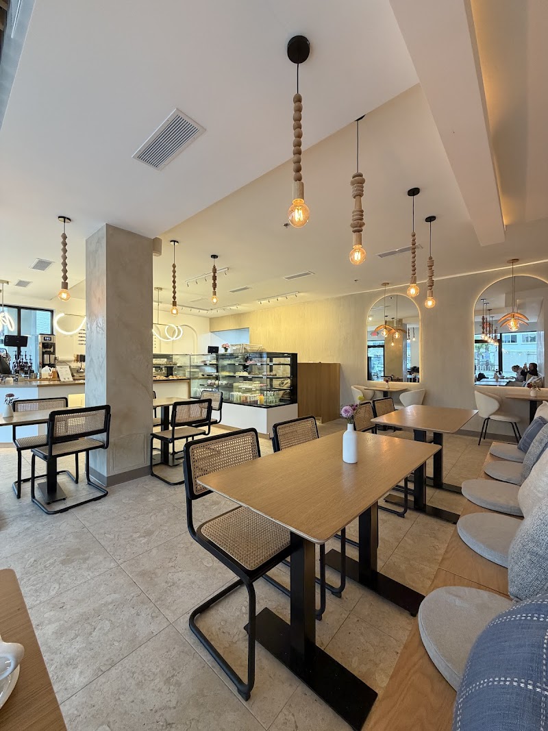 One of Each Cafe&Bakery