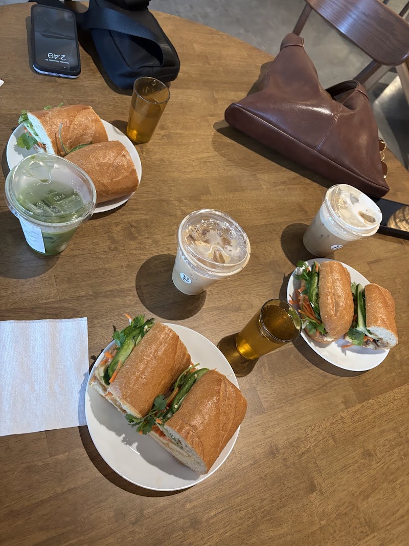 Good Neighbor Ca Phe