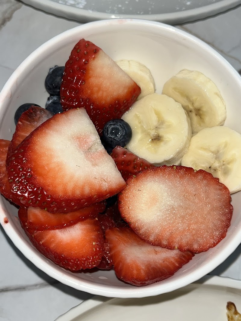 Royal Eats Brunch & Dinner