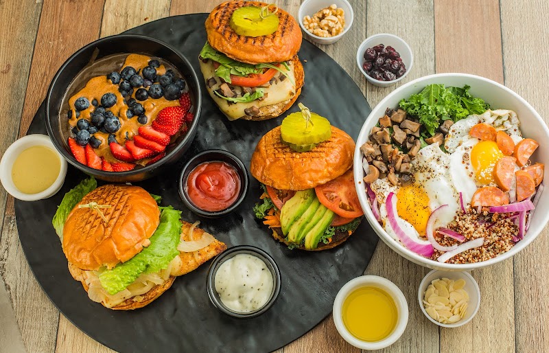 Green Blend / Balanced Food / 8th ave