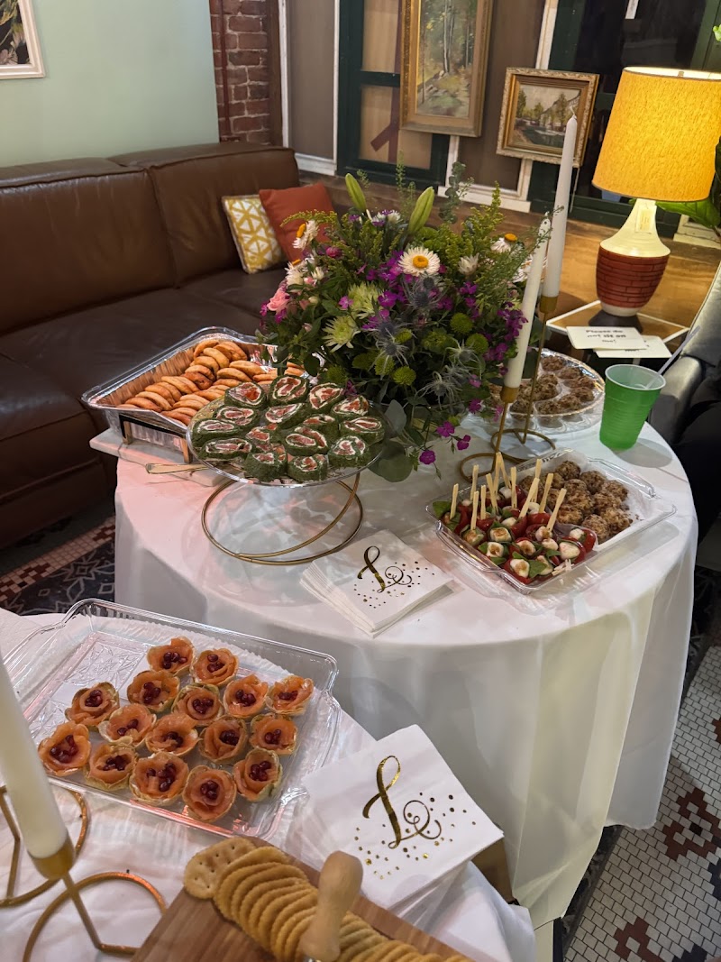 Sidecar Market and Bar