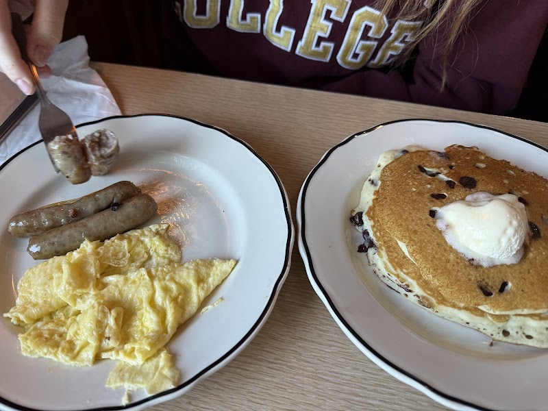 Wooden Shoe Restaurant