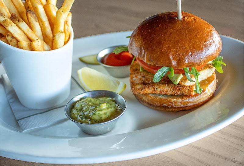 Cooper’s Hawk Winery & Restaurant