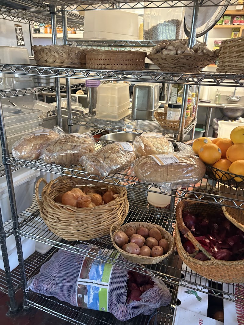 The Earth Café & Deli