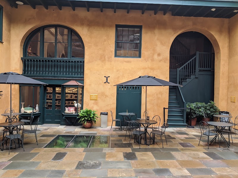 The Café at the Collection