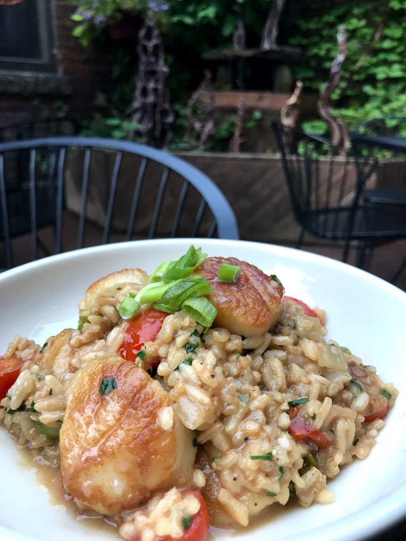 Echo Restaurant & Lounge