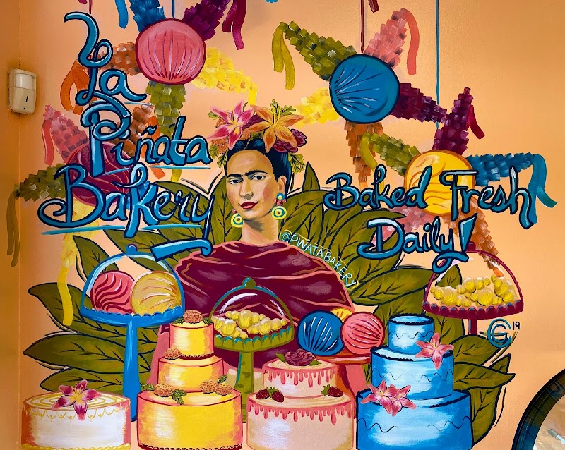 La Piñata Bakery