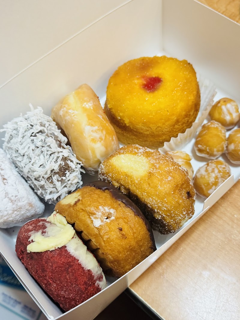 Donut Hole Bakery and Cafe