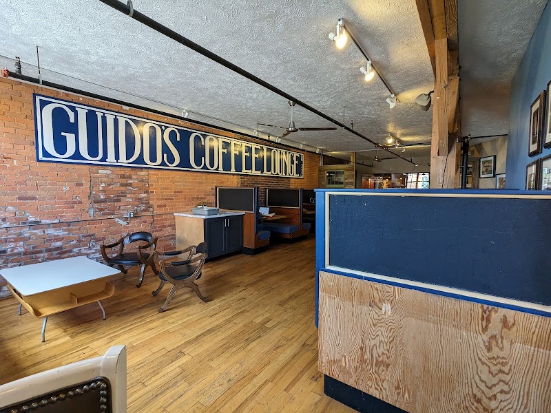 Ollie's Coffee & Café