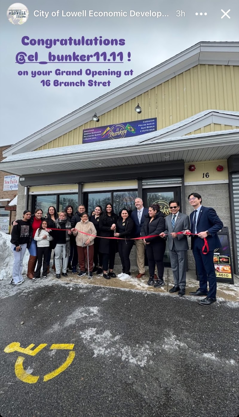 El Bunker Cafecitos & Juguitos