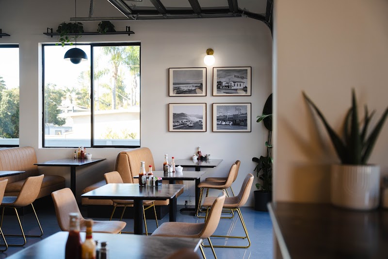 A Little Moore Cafe & Bistro