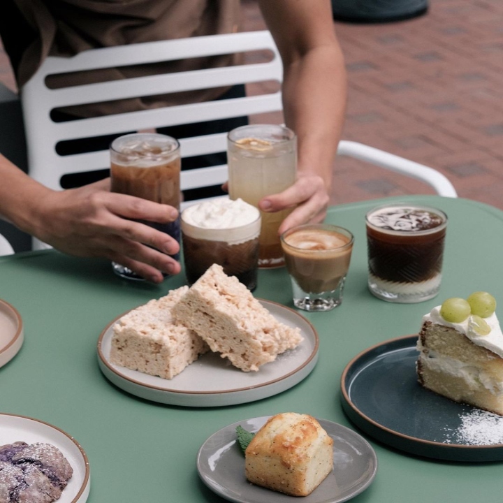 Nibl Dessert and Cafe