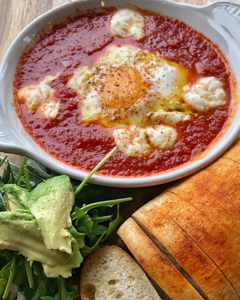 Lake and Bryant Cafe