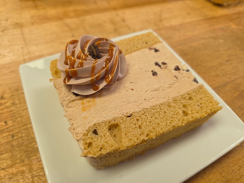 Ludger's Bavarian Cakery