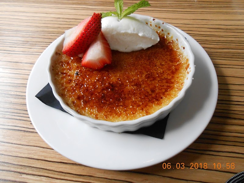 Point 57 Kitchen & Cocktails