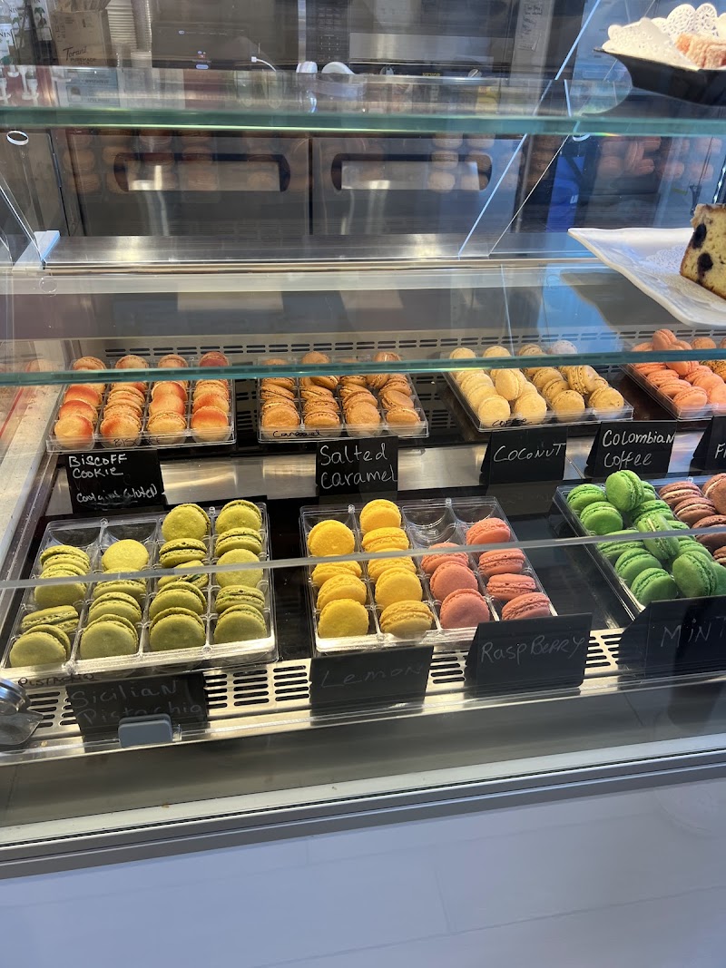 Le Macaron French Pastries Cambridge