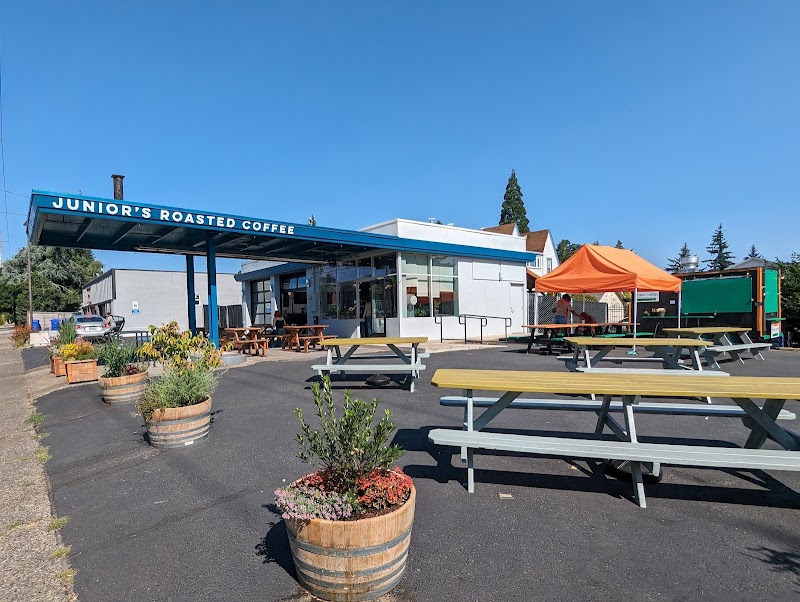 Guilder Coffee Company - Cully Neighborhood (Formerly Junior's Roasted Coffee)