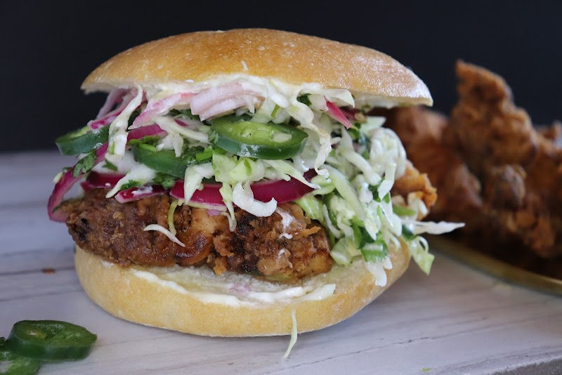 Catering Café 15 + Retail