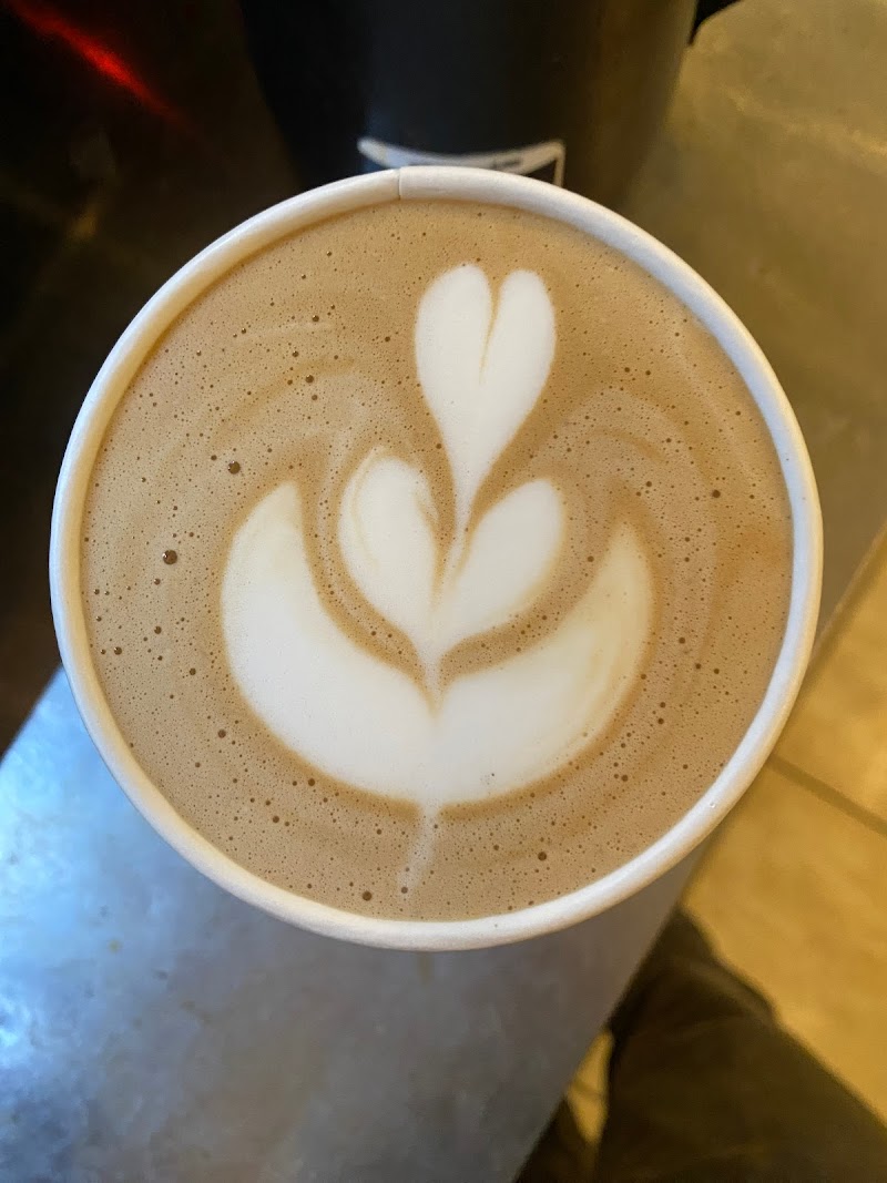 Raven's Roast Coffee Lounge