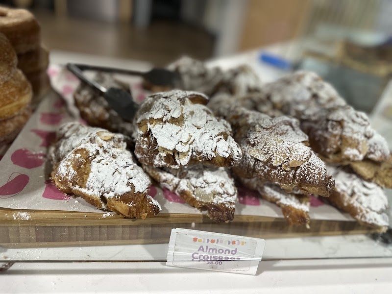 G Cafe Bakery Tweed LLC